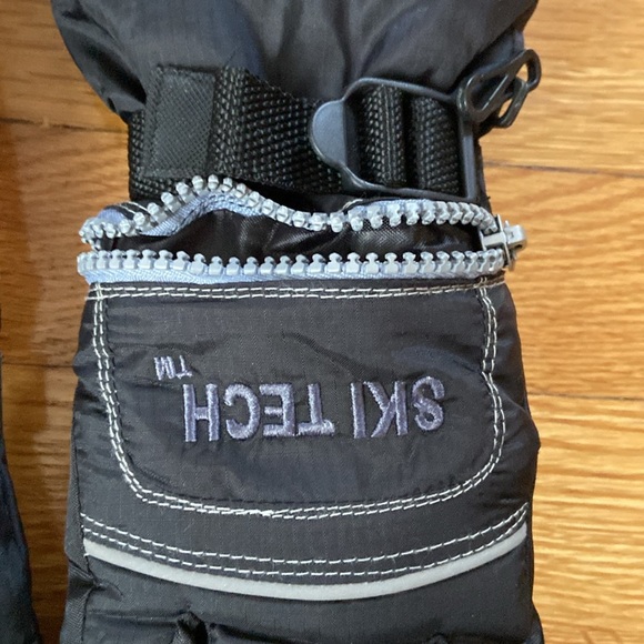 Bundle of Koppen Track/Lightweight Ski Pants and Ski Teck Gloves - Picture 12 of 16